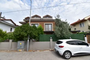 Triplex Calis villa close to seaside and promenade
